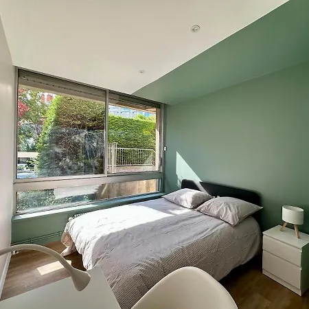 Le Grand Voltaire Apartment