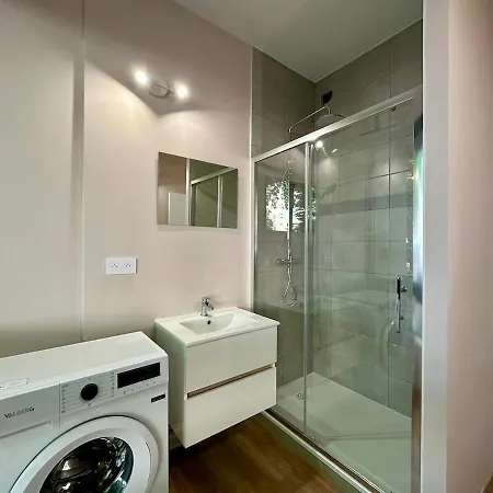 Le Grand Voltaire Apartment *